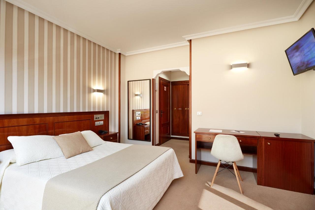 Hotel Piedras ピエドラス・ブランカス エクステリア 写真