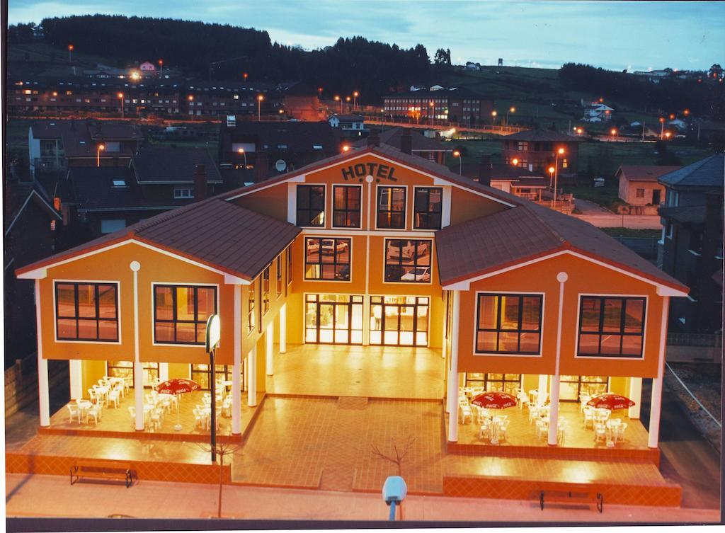 Hotel Piedras ピエドラス・ブランカス エクステリア 写真